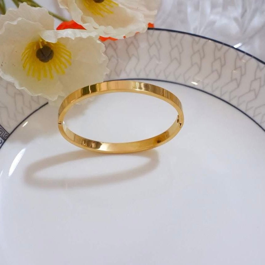Lisse Bangle