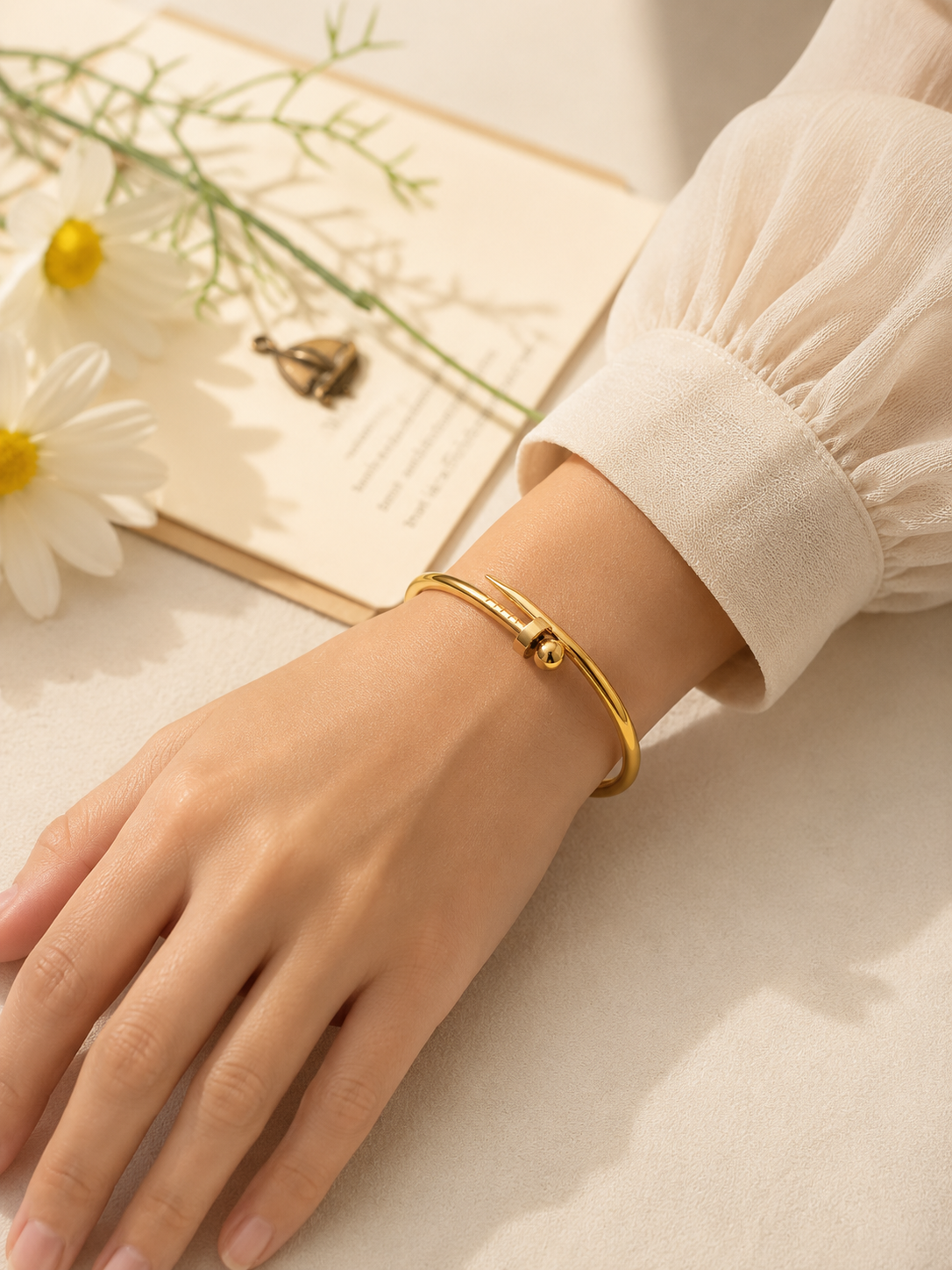 Rivelle Bangle